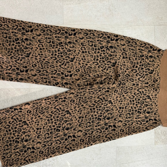 Anthropologie Moth Sweater Pants Tan Black Leopard Print Small - Picture 6 of 9